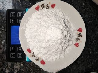 Steamed Rice Cake in Small Pot