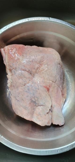 Exclusive Sauce-flavored Goose Leg