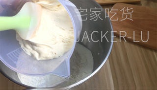 Matcha Caterpillar Cream Bread, fresh matcha, sweet cream, delicious but not greasy, one is never enough!