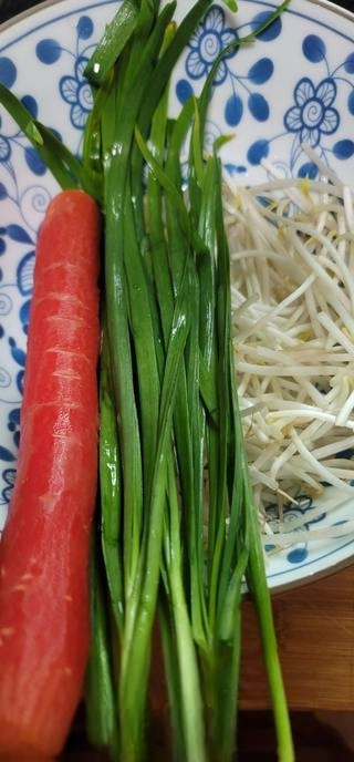 Exclusive Stir-Fried Rice Noodles with Three Shredded Ingredients