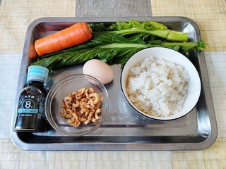 Fried Rice with Dried Shrimp and Mustard Greens