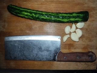 Smashed Cucumber Salad
