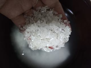 Exclusive White Sugar Rice Cake