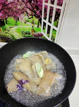 Creative Sakura Pork Skin Jelly