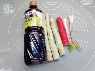 First launch of Three Shreds in Sauce