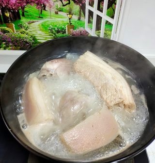 Braised meat aroma