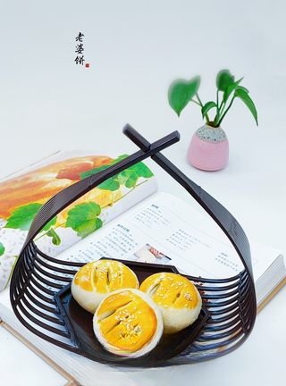 Exclusive Wife Cake