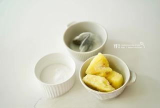 Pineapple Hua Ding Cloud Mist Tea Jelly