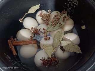 Exclusive Five-Spice Tea Eggs