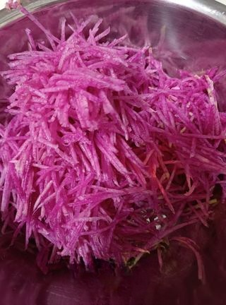 Sweet and sour Xinlimei radish