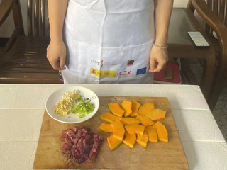 Spanish Mixed Olive and Pumpkin Steamed Glutinous Rice with Beef