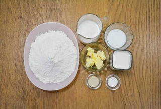 Yogurt Cloud Toast