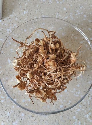 Cold Dressed Spinach and Enoki Mushrooms