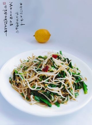 Bean Sprouts Stir-Fried with Leeks - Exclusive