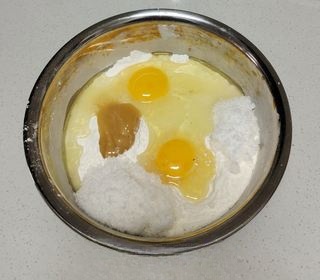 Honey Egg Twist