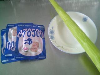 Stir-fried Luncheon Meat with Celtuce Exclusive