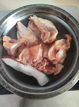 Exclusive Braised Chicken with Potatoes