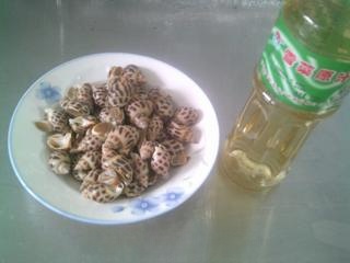 Exclusive Snow Vegetable Juice with Stirred Flower Conch