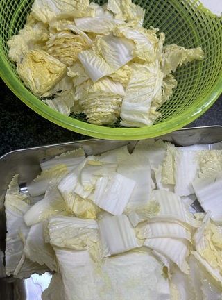 Stir-fried Baby Cabbage with Tofu Puffs Exclusive