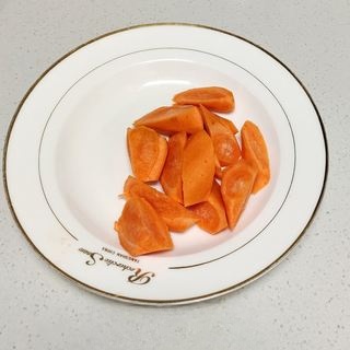 Yam and Carrot Stewed with Loofah