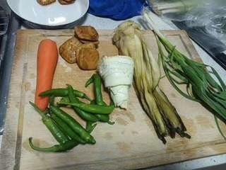 Stir-fried fresh winter ingredients