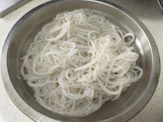 Minced meat with vermicelli