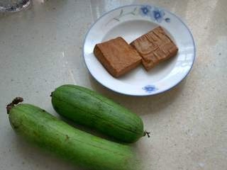 Stir-fried Loofah with Dried Tofu - Exclusive