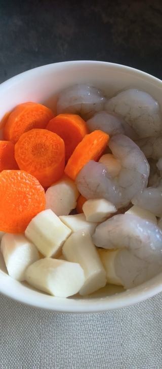 Exclusive Steamed Yam and Shrimp Patties