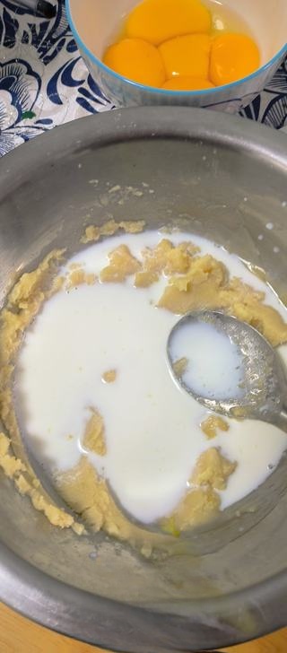 Pork Floss Cake