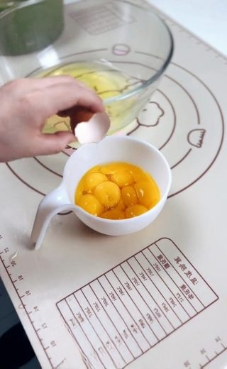 Cotton cake