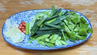 Pork Belly with Chili and Garlic Leaves
