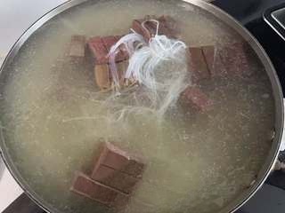 Duck Blood Vermicelli Soup