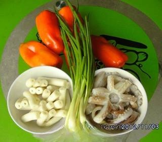 Premium hollow rice cakes stir-fried with squid!