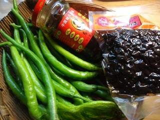 Spicy and delicious meal disaster——Green Pepper and Fermented Black Bean Chili Sauce